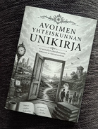 Miten Unikirja syntyi ja mihin unista ja Unikirjasta voi olla? 
Lue oheinen esittely ja viritä tajuntasi unen ja todellisuuden aaltopituuksille.